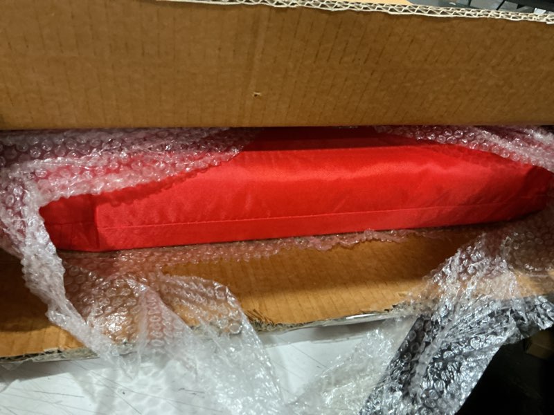 Condition photo showing Good Condition for sportneer stadium seats with back support: 2.5'' thick comfy cushion 6 adjustable angle bleacher seat with armrest - 2 large pockets, 2 cup holders stadium chair for sport events concerts parks red non-heated, regular - 20.5"