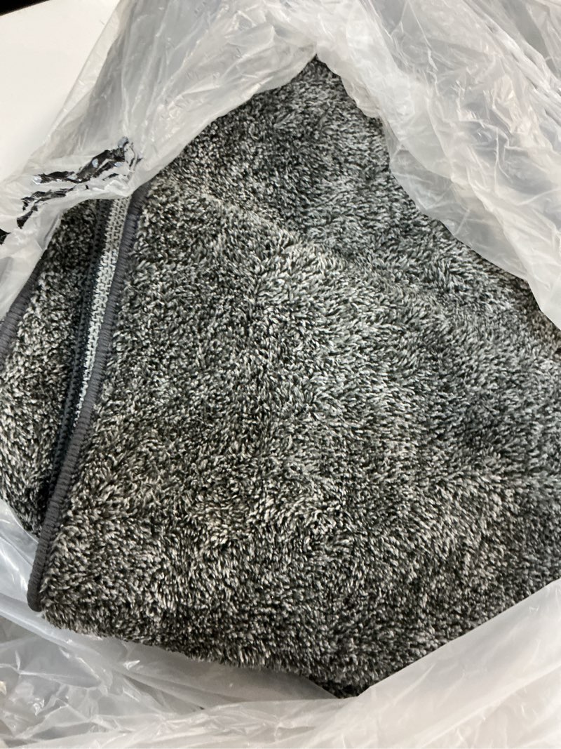 Condition photo showing Good Condition for finre?c 5x7 washable area rugs for bedroom living room, low pile thin rug solid color, non-slip carpet indoor for home decor (grey) grey 5' x 7' (rectangular)