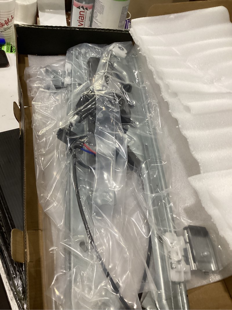 Condition photo showing New/Like New for maXpeedingrods Power Window Regulator w/Motor Front Passenger Side for Cadillac Escalade Chevy Silverado Tahoe Suburban GMC Yukon Sierra 741-645