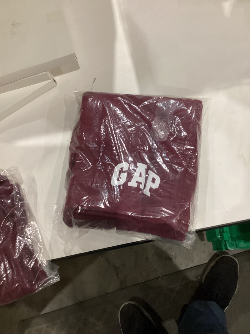 Condition photo showing item condition for XL TG (12) Kids Relaxed Gap Logo No-Pocket Pull-On Shorts wine red