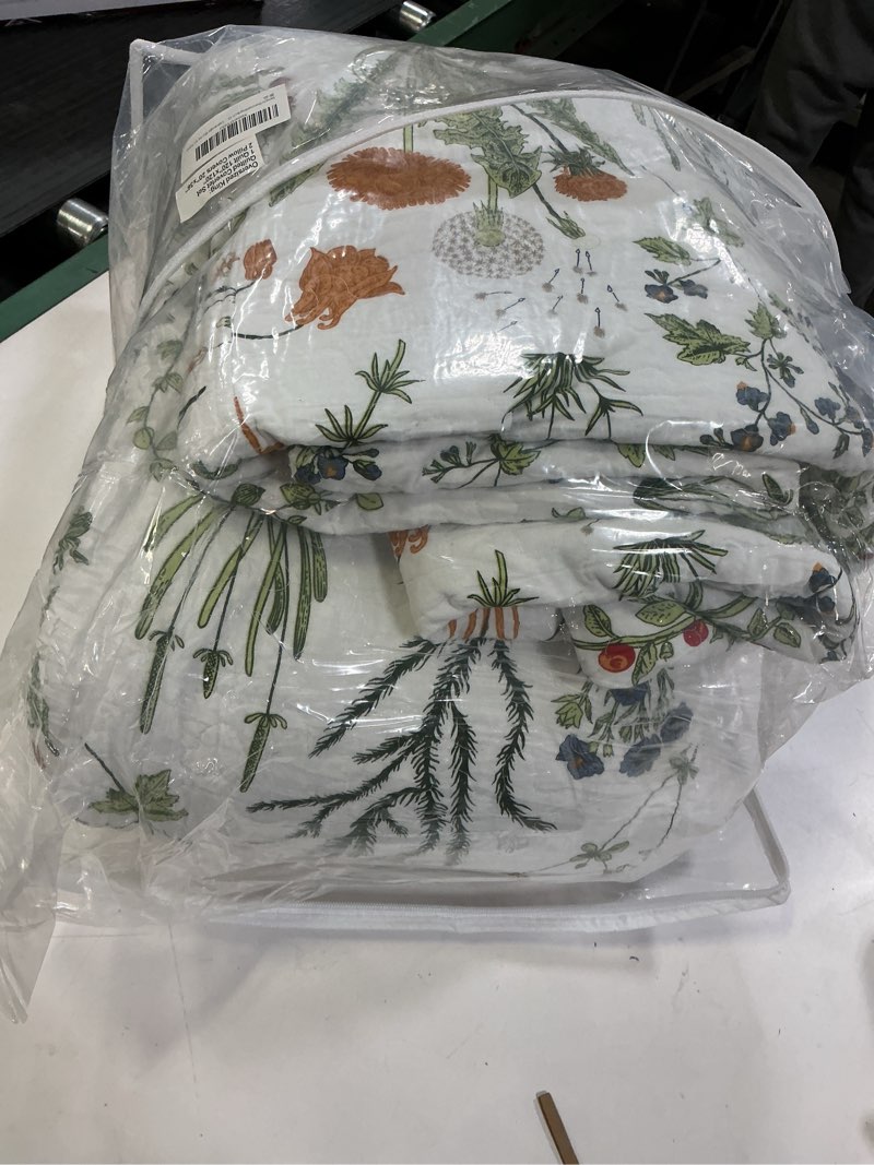 Condition photo showing Good Condition for Sanracie Oversized King Quilt 120"x120",100% Cotton Floral Bedspreads California King Size Extra Large Yellow Flowers Green Plant Pattern Printed Floral Bedding Coverlet Lightweight 3Pcs All Season Oversized King(120*120) Floral D