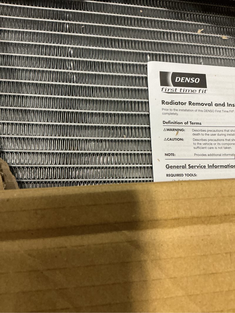 Condition photo showing Good Condition for denso 221-3401 radiator