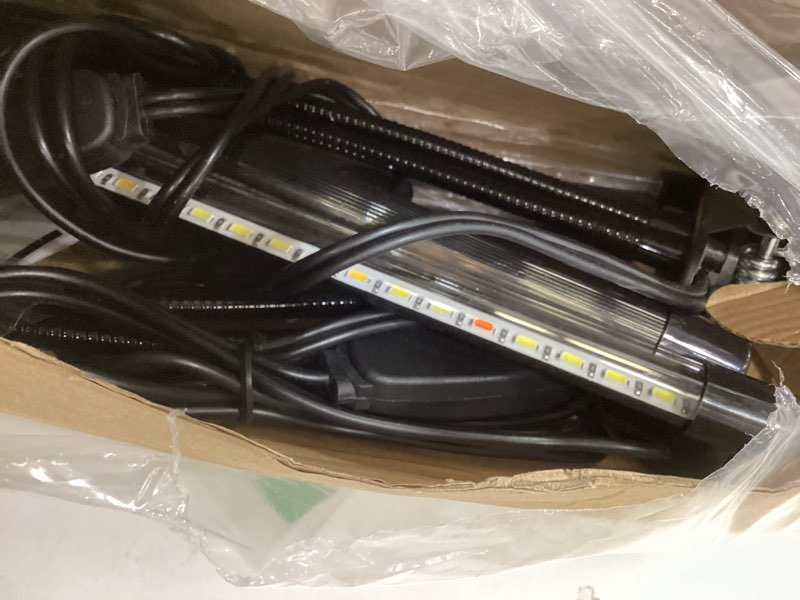 Condition photo showing Good Condition for Wolezek Grow Lights for Indoor Plants, 2 Pack 6000K LED White Plant Grow Lights Indoor, Full Spectrum Grow Lamp with Clip, Auto ON & Off Timer 6/12/16H, 3 Modes, 5-Level Dimmable Brightness 2-Head (White 2 Pack)