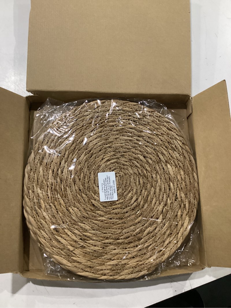 Condition photo showing New/Like New for elcoho 4 pieces round woven placemats 12 inch boho rattan placemats farmhouse braided place mats woven plate chargers rustic wicker table mats for dining table