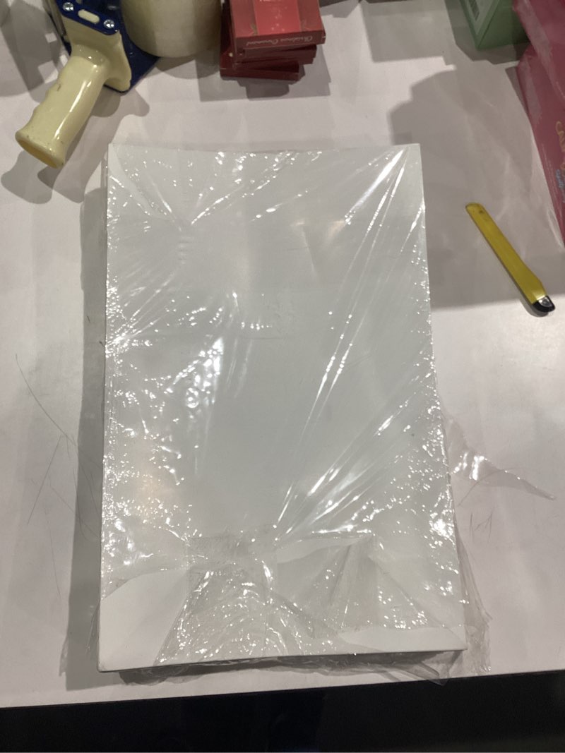 Condition photo showing New/Like New for SUNCOLOR 12 Pack 17" White Extra Large Gift Boxes With Lids For Clothes Presents