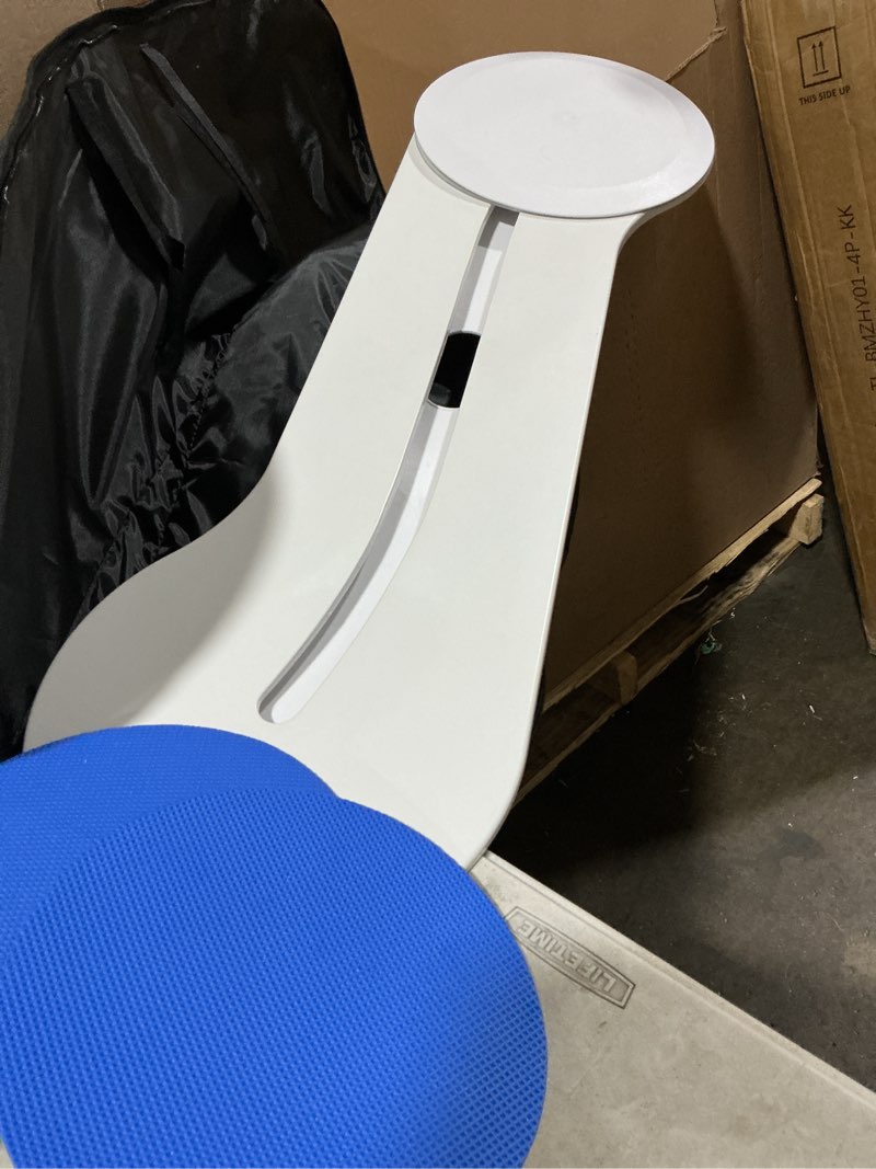 Condition photo showing Good Condition for transfer board for patient mobility with 360° sliding disk, 400 lb support