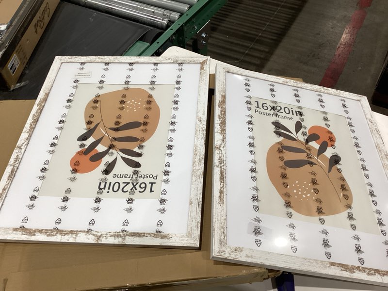 Condition photo showing Good Condition for hongkee 16x20 frames set of 2, distressed white wood style - display 16 x 20 picture without mat or 11x14 picture with mat, wall mounting horizontal and vertical distressed white 16x20 in