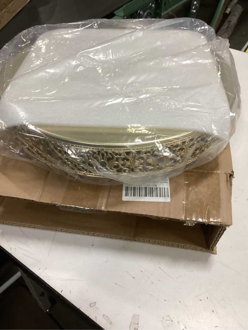 Condition photo showing Good Condition for Cake Stand, Metal Round Cupcake Dessert Stand Cake Display Holder for Wedding Party Birthday Baby Showers Anniversary (14‘’ Gold) Gold 14in