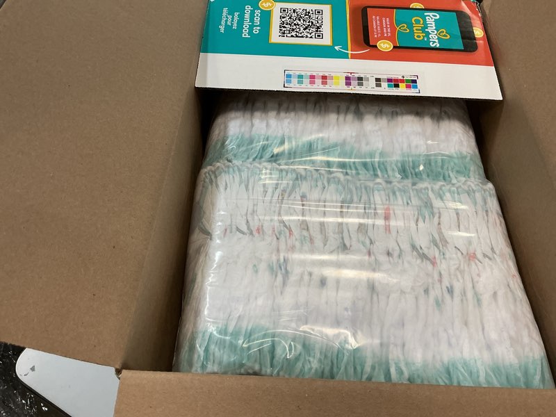 Condition photo showing New/Like New for Pampers Cruisers 360 Diapers - Size 3 - 136ct