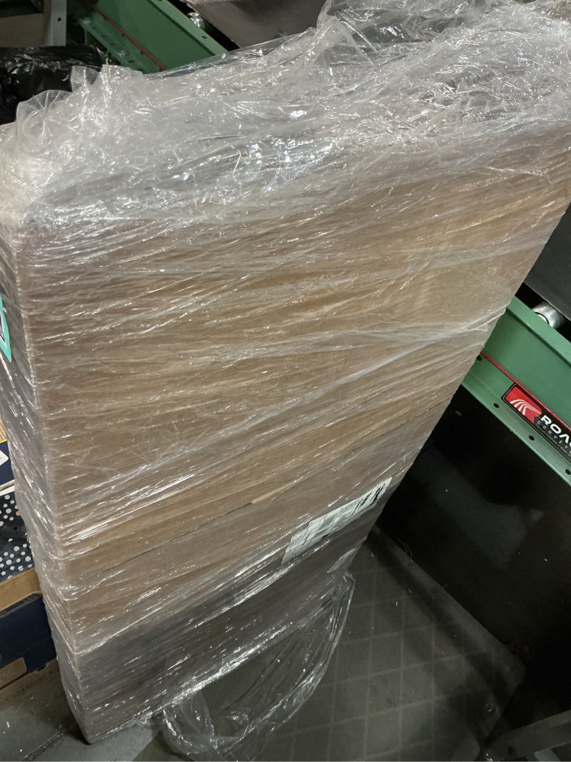 Condition photo showing Good Condition for 29 x 17 x 5" corrugated boxes