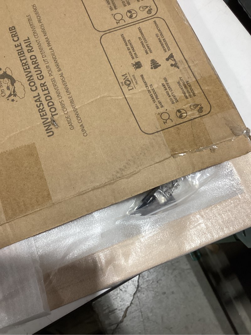 Condition photo showing Good Condition for Dream On Me Universal Convertible Crib Toddler Guard Rail, Natural, 21x13x13 Inch (Pack of 1)