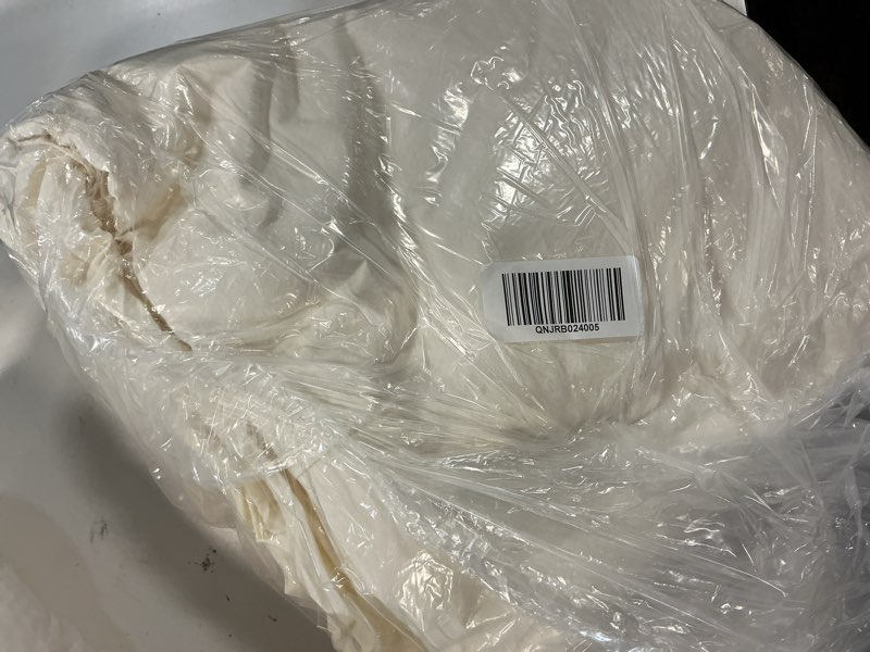 Condition photo showing Good Condition for organic crisp percale sheet set, queen, ivory