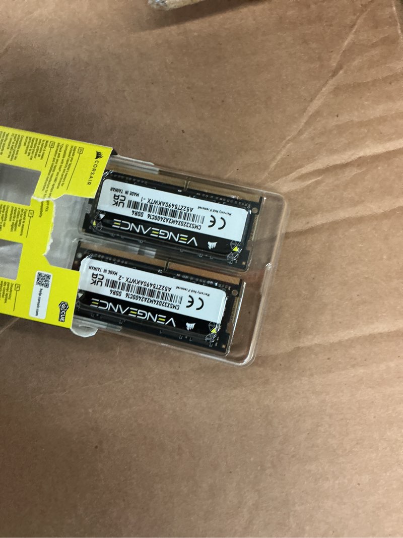 Condition photo showing Good Condition for corsair vengeance 32gb (2x 16gb) ddr4 sdram memory kit - 32 gb (2x 16gb) - ddr4-2400/pc4-19200 ddr4 sdram - cmsx32gx4m2a2400c16