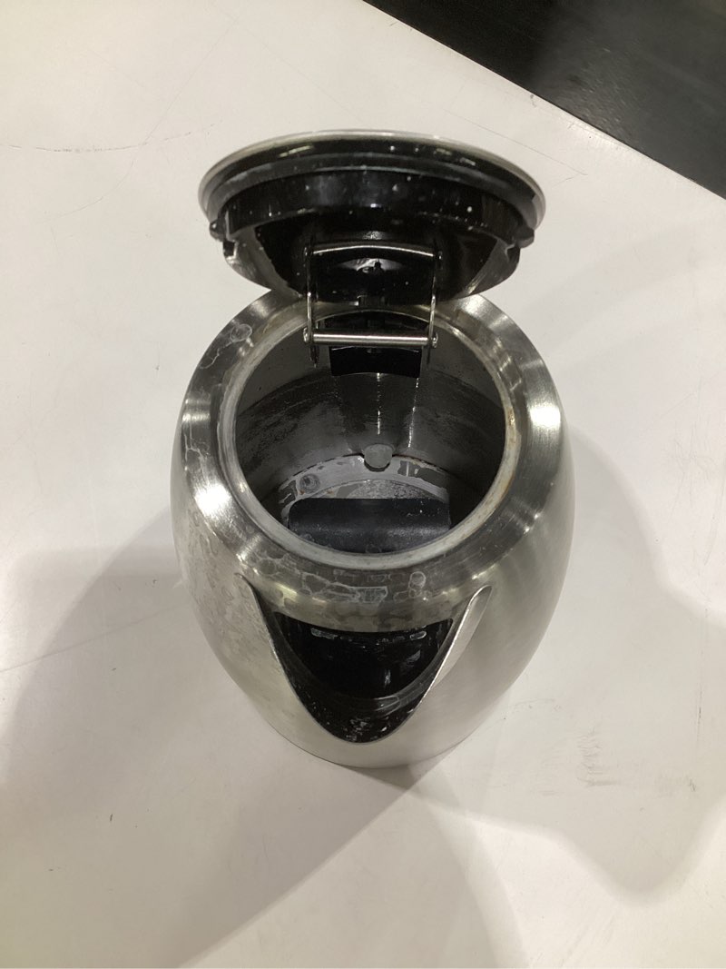 Condition photo showing As Is for (used, not tested)cuisinart perfectemp 1.7-liter electric kettle, cordless electric tea kettle, 1500w for fast heat-up, 6 preset temperatures, 30-minute keep warm, stay cool nonslip handle, cpk-17p1 stainless steel perfectemp
