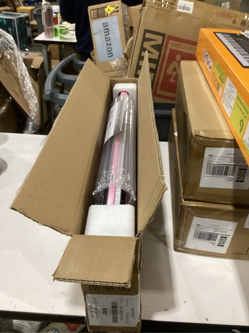 Condition photo showing Good Condition for Kids Keyboard Piano, 61 Light-up Key Electric Piano Musical Learning Toy for Beginners with Microphone, Music Stand, Notekey Sticker, Birthday Xmas Gift for 3-10 Years Old, Pink