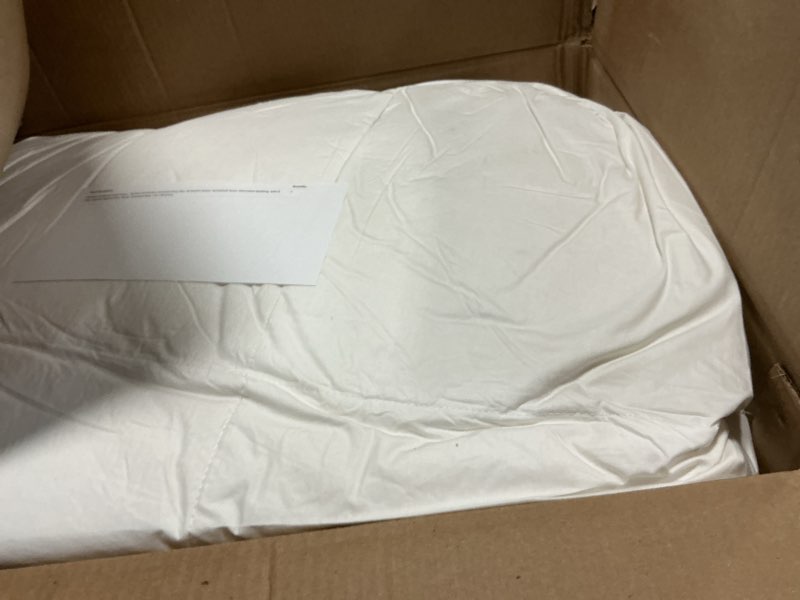 Condition photo showing New/Like New for bedsure comforter duvet insert - quilted comforters oversized king size, all season duvet, gentlesoft down alternative bedding, with 8 tabs, gifts for women/men, white, oversized king 116 x 98 inches white oversized king
