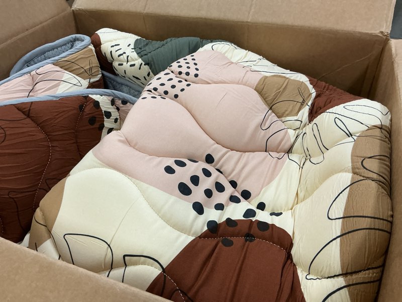 Condition photo showing Good Condition for Blissful Diary Baby Play Mats for Floor, 71x59 Inch Extra Thicker & Large Soft Cushioning Foam Playmats for Babies and Toddlers, Foldable Washable Baby Crawling Mat for Playpen, Boho Design Boho 71" X 59"