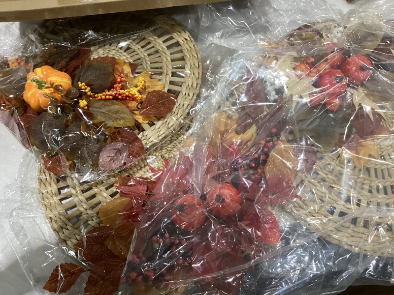 Condition photo showing New/Like New for Tatuo 3 Pcs Fall Wall Basket Decor Pumpkin Maple Leaf Woven Wall Art Decor Farmhouse Rustic Hanging Baskets for Thanksgiving Day Home Kitchen Decorations, Multi Sizes