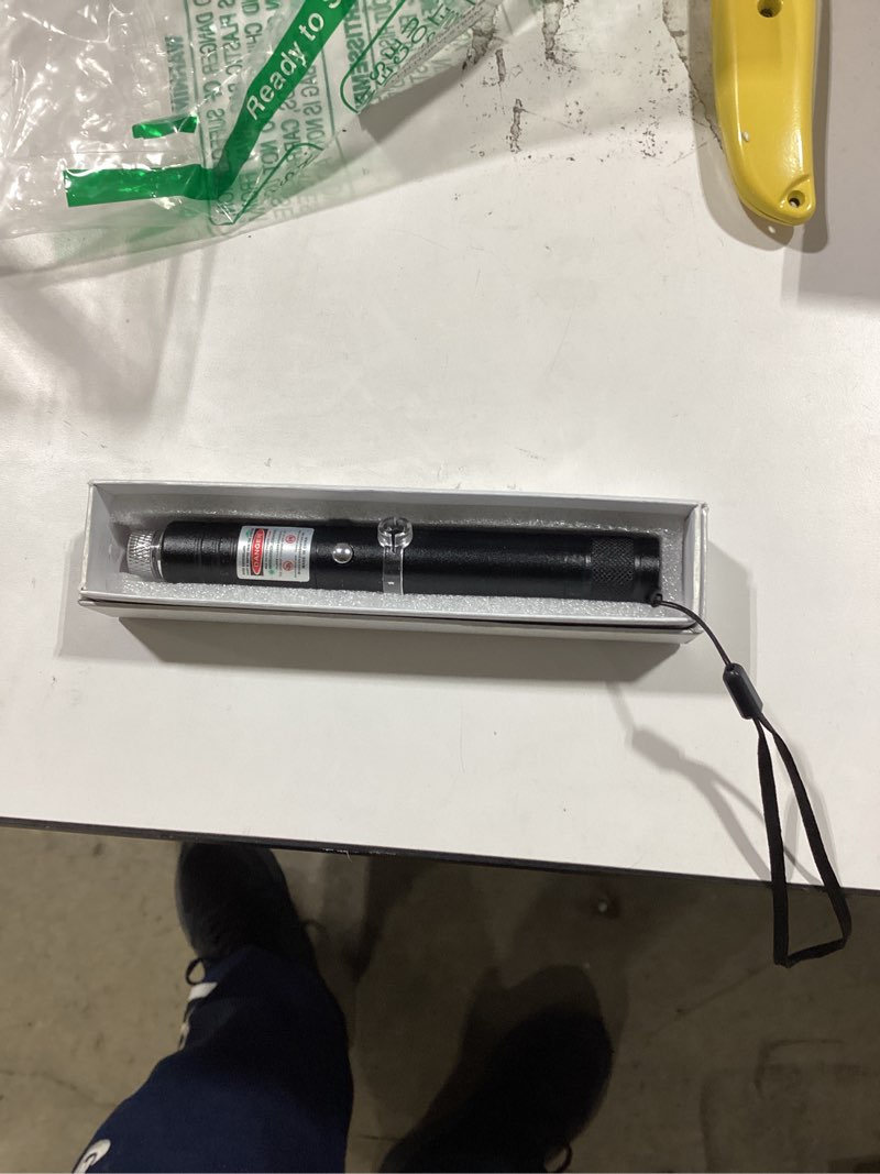 Condition photo showing Good Condition for Cyahvtl Laser Pointer, Tactical Flashlights 2000 Metres Green Long Range High Power Handheld Flashlight, Rechargeable Laser Pointer for USB, with Star Cap Adjustable Focus Suitable for Projecto