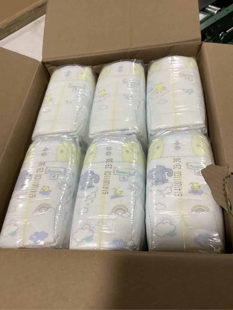 Condition photo showing New/Like New for pampers swaddlers diapers size 4  150 count