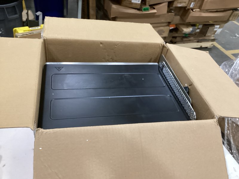 Condition photo showing Good Condition for Gourmia 25 Qt French Door Air Fryer Oven Digital Convection  17 Presets  Fits 12  Pizza