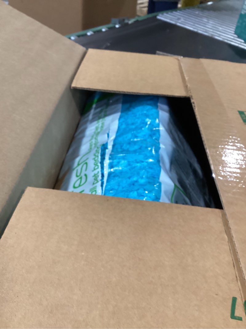 Condition photo showing Good Condition for carefresh 99% dust-free blue natural paper small pet bedding with odor control, 50 l 50 l blue