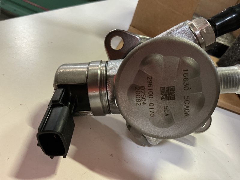 Condition photo showing Good Condition for high pressure fuel pump16630-5ca0a for 2016 2017 2018 2019 infiniti q50 3.0l v6