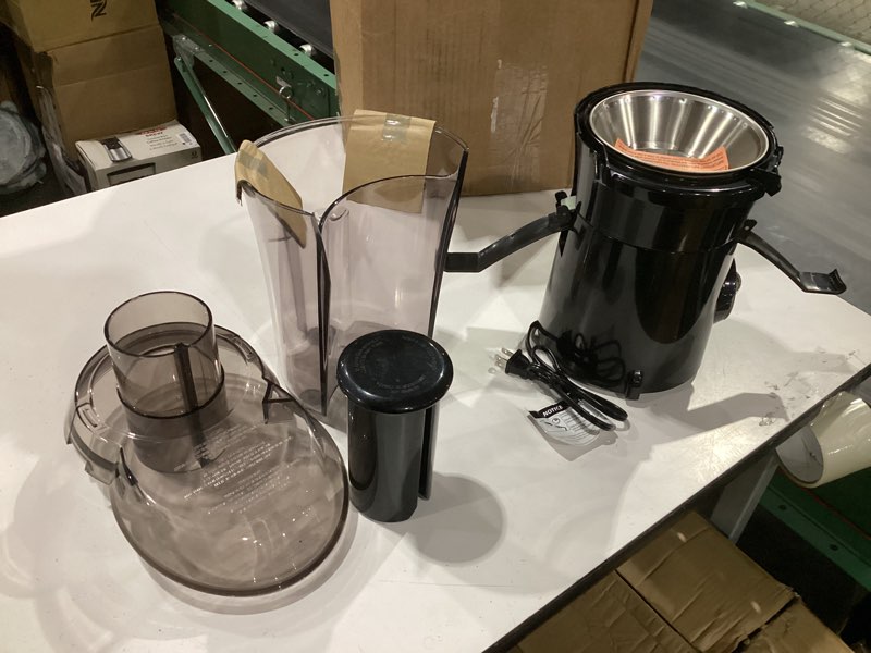 Condition photo showing Good Condition for hamilton beach juicer machine, big mouth 3” feed chute for whole fruits and vegetables, easy to clean, centrifugal extractor, vegetable & fruit juicer, bpa free, 800w motor, black black 800w motor