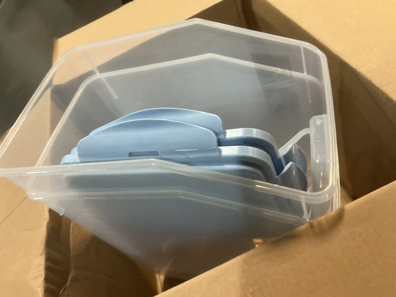 Condition photo showing Good Condition for umigy 4 pack rice storage container with wheels plastic airtight lid flour container bin for dog pet cereal grain dry food, 15 liter / 30 lbs (blue)