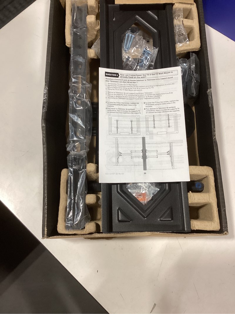 Condition photo showing As Is for Pipishell Full Motion TV Wall Mount for 26-60 Inch Flat Curved TVs, Heavy Duty Single Articulating Arms TV Bracket Up to VESA 400x400mm and 77lbs, Support Swivel, Tilt, Level Adjustment