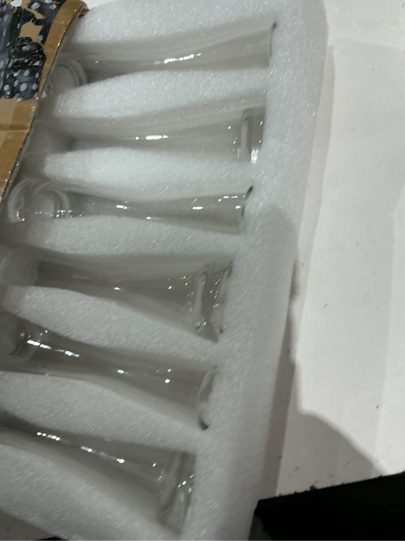 Condition photo showing Good Condition for hewory glass bud vases for centerpieces set of 6, handmade modern clear small skinny decorative single flower vase, minimalist slim floral vase for home wedding party events table decor, 7.87" 6 7.87in