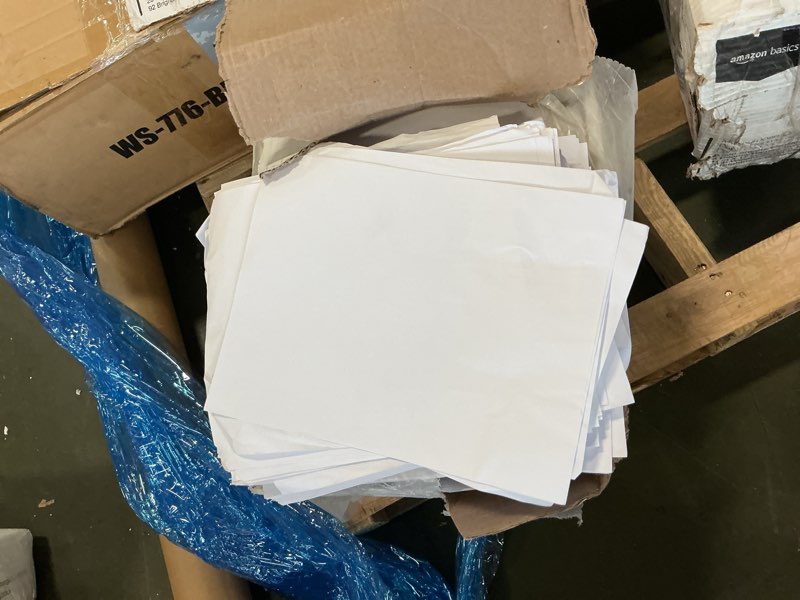 https://lotting-media.assets.bidfta.com/lotting_20783834-70bd-4898-9dd3-62080ff85656