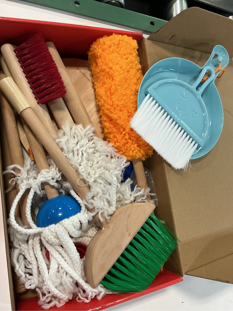Condition photo showing Good Condition for kids cleaning set, 8 pcs wooden housekeeping play set includes broom mop duster dustpan brushes rag and organizing stand, cleaning toys gift for toddlers girls boys age 3-6, solid beech wood standard edition