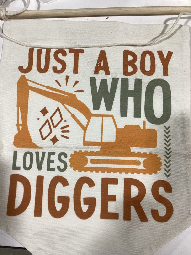 WUCHJ Cat Kids Nursery Canvas Wall Banners, Be Kind Brave Motivational Hanging Display Pennant Flags, Positive Affirmations Wall Decor for Kids Nursery Toddler Room Bedroom Playroom 11x14 Inch Be Brave