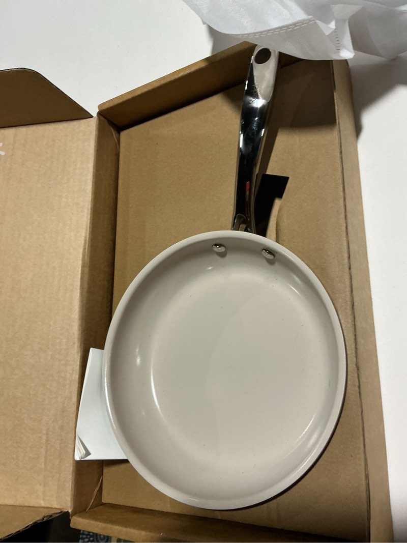 Condition photo showing Good Condition for Redchef Ceramic Non Stick Egg Pans, Nonstick Frying Pan Skillet, 8 inch Cooking Pan Non Toxic with Stay Cool Handle for Induction, PTFE & PFAS & PFOA Free, Dishwasher/Oven Safe (Green) 8 Inch Green