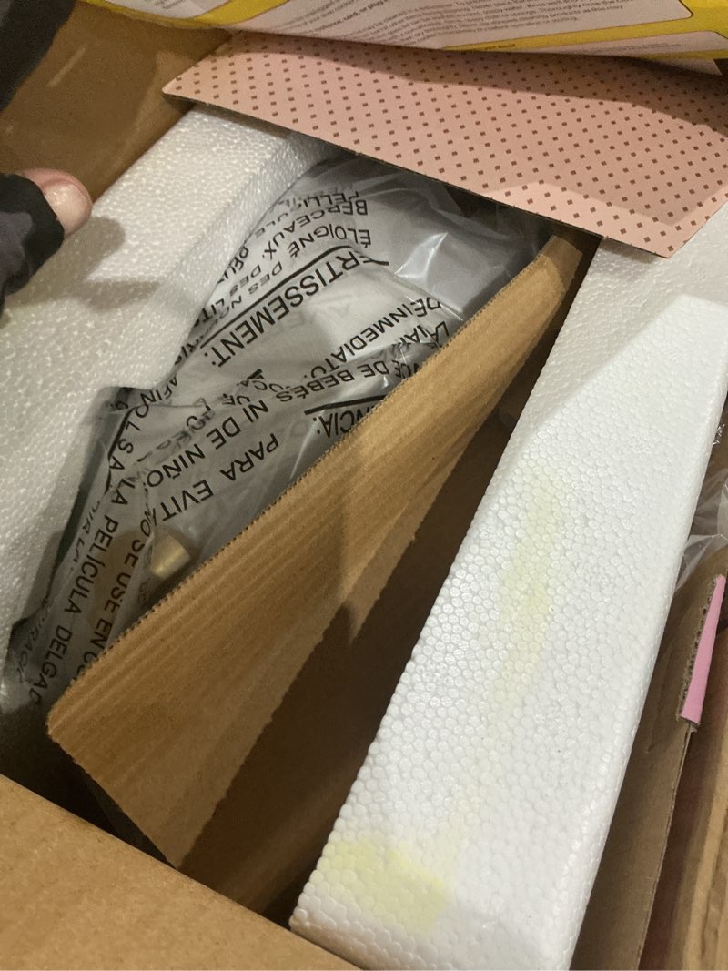 Condition photo showing Good Condition for Paris Hilton 6-Quart Manual Slow Cooker, Features Three Settings (Low, High, Warm), Naturally Nonstick and Dishwasher Safe Stoneware Insert, Family Sized Capacity, White 6 Quarts White