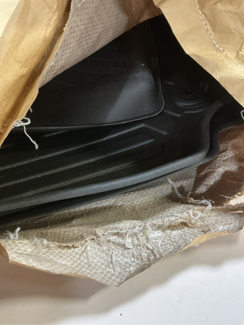 Condition photo showing Good Condition for Mixsuper Floor Mats for 2025 2026 Chevrolet Chevy Equinox (Not for EV) / GMC Terrain, All Weather Floor Liners for Equinox Accessories, Durable 1st and 2nd Row Set Black Chevy Equinox (Not for EV)/GMC Terrain?2025-2026?