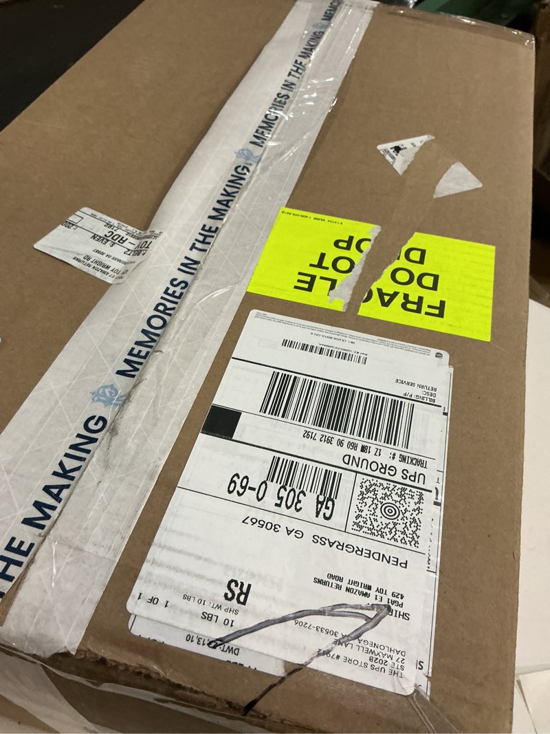 Condition photo showing Good Condition for Golf Net: 10x7FT Golf Practice Net for Backyard Driving, Hitting Net with Tri-Turf Mat, Indoor Training Chipping Aid Nets with Reduce Noise Nylon Target, Gifts for Men/Dad/Him All-season