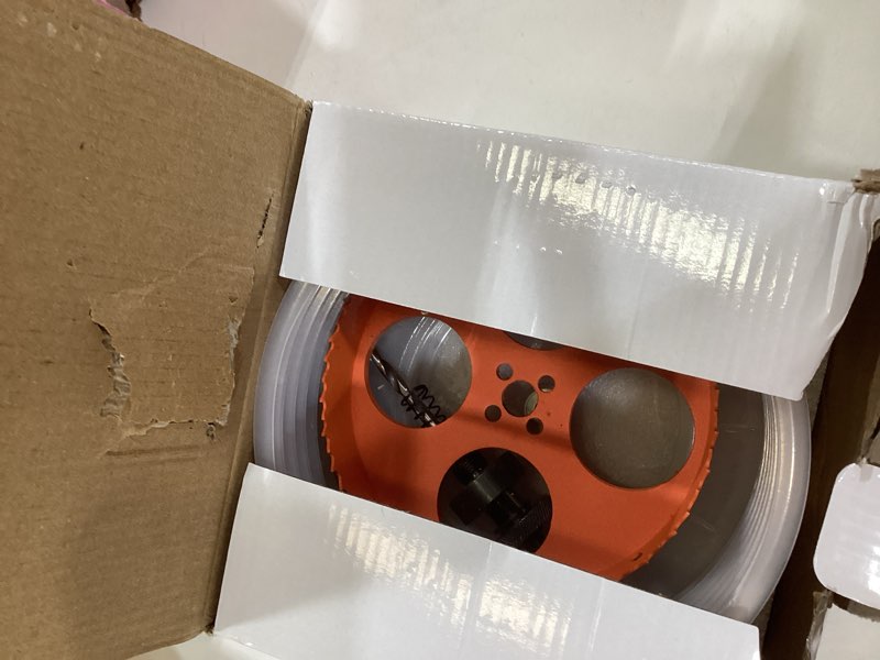 Condition photo showing Good Condition for 6 Hole Saw for Recessed Lights, 6 Inch Hole Cutter with Dust Bowl Catcher for Led Recessed Lighting 6 Inch and Wood Metal Drywall, Bi-Metal Construction