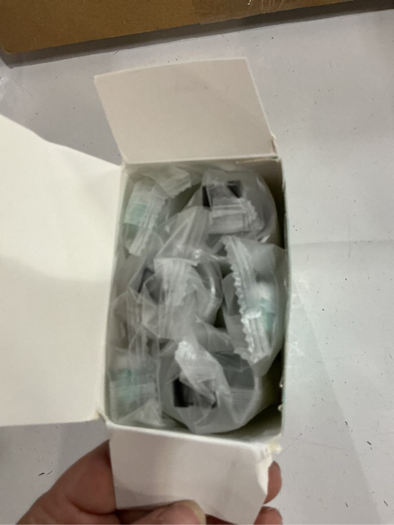 Condition photo showing New/Like New for senyum toothbrush heads for philips sonicare replacement heads e-series, essence, xtreme, elite, adv