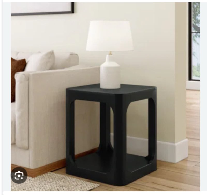 Modern Rounded Square Side Table With Shelf (20In X 20In / 510Mm X 510Mm)