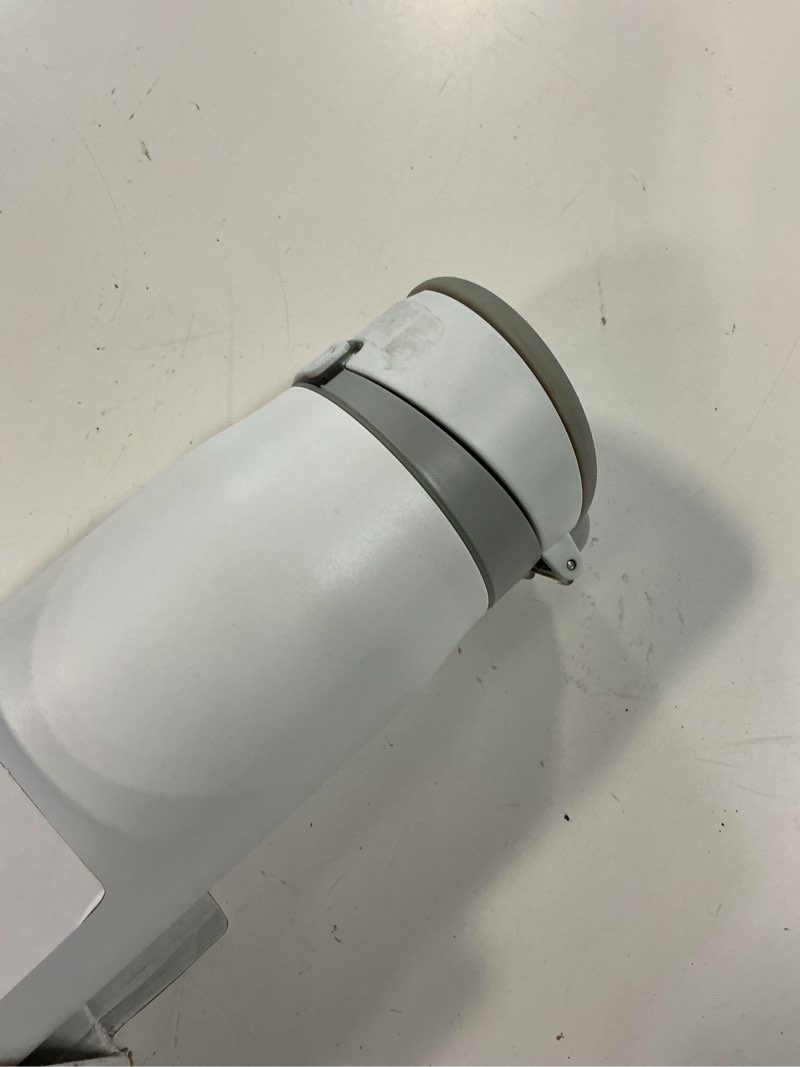 Condition photo showing Good Condition for simple modern mesa loop water bottle with covered straw and handle | 24oz cup holder friendly insulated stainless steel bottles for travel, sports and school | winter white 24 ounces -winter white