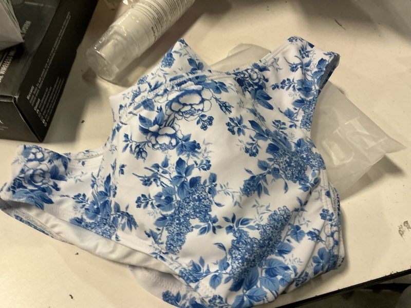 Condition photo showing New/Like New for zaful women's floral tankini swimsuits bandeau tummy control high cut tankini set two piece bathing suit 1-blue x-large