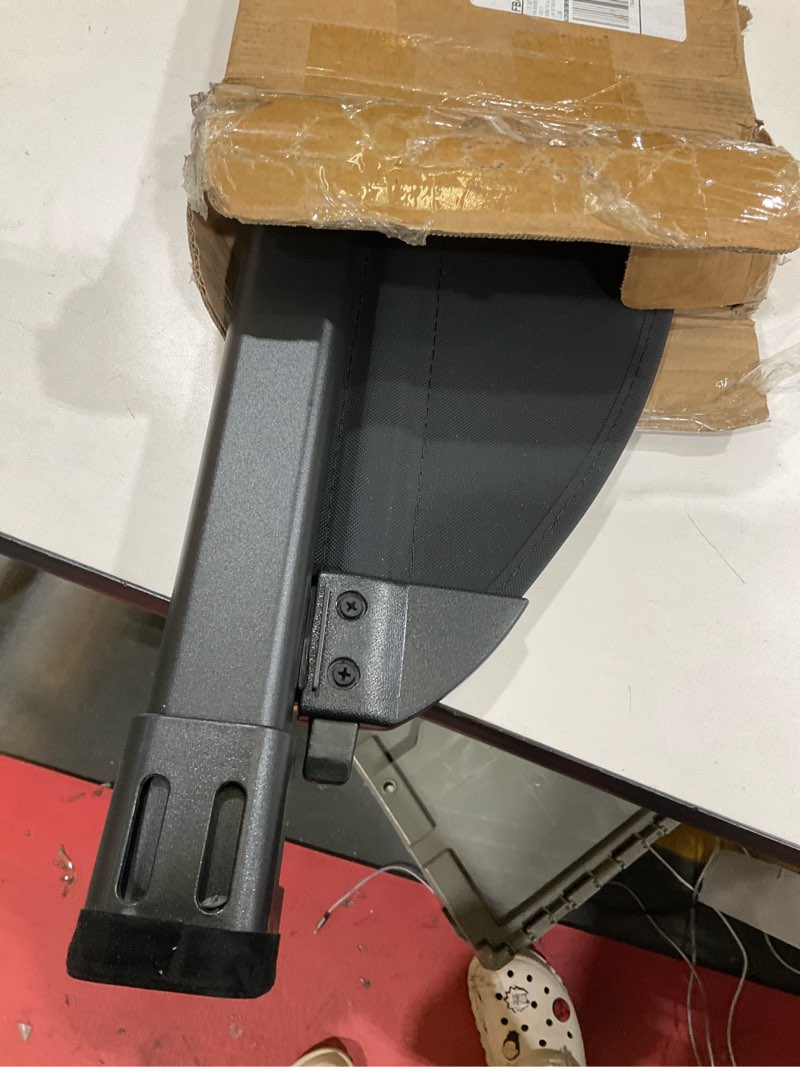 Condition photo showing Good Condition for scitoo retractable rear cargo cover shade 2019-2023 fit for hyundai santa fe accessories rear trunk retractable security shade shield cover 2021-2023 fit for hyundai crv santa fe