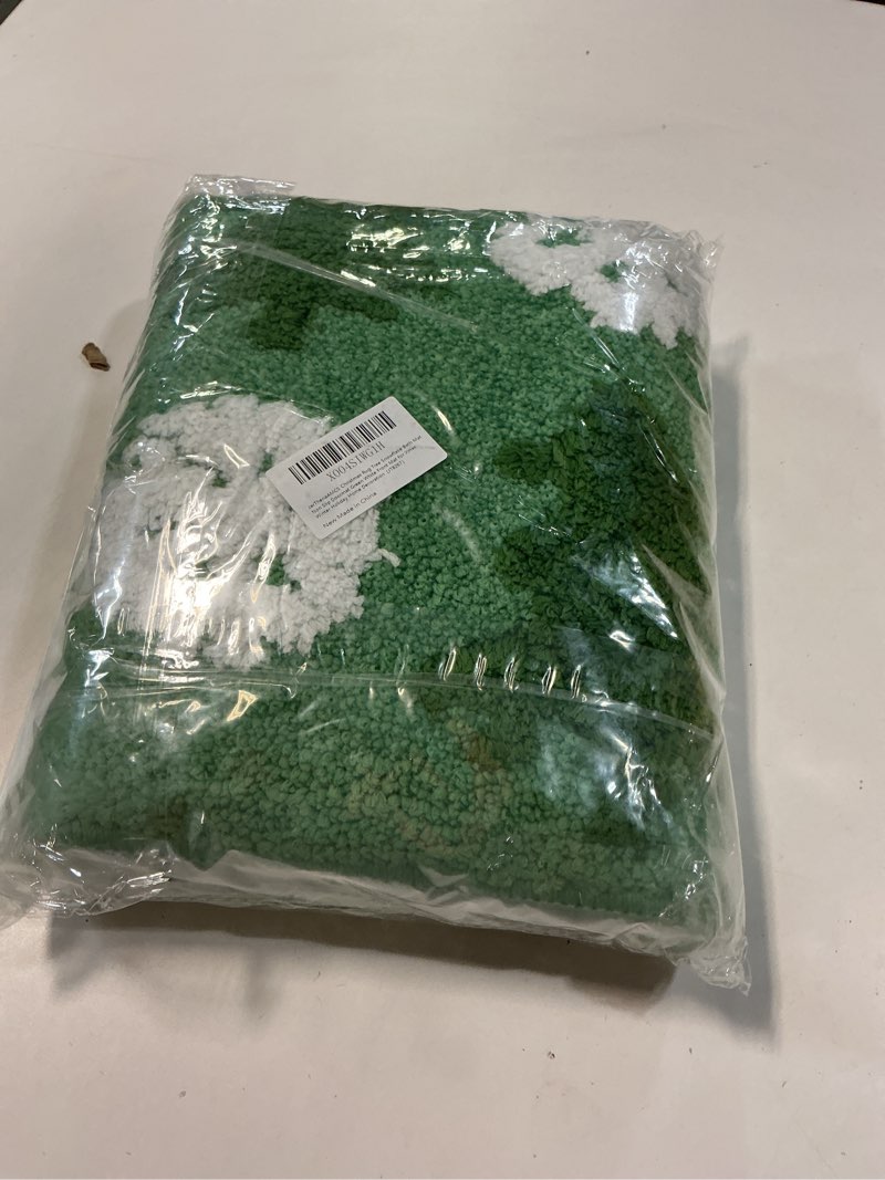 Condition photo showing New/Like New for JarThenaAMCS Christmas Bathroom Rug 19.7 x 31.5 Inch Green Tree White Snowflake Absorbent Non Slip Shower Rug Front Mat for Xmas Winter Holiday Home Decoration