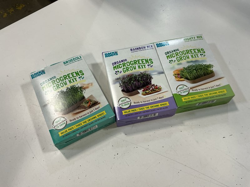 Condition photo showing New/Like New for back to the roots diy microgreen grow kit, 6-grow variety pack microgreen 6ct