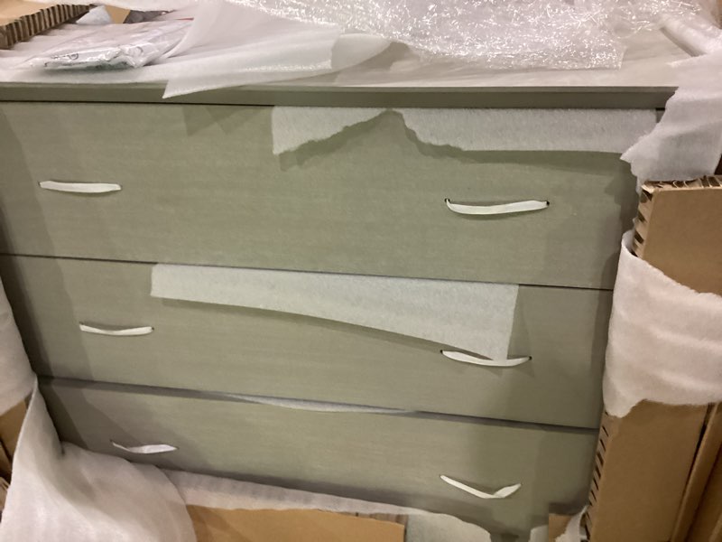 Condition photo showing New/Like New for ming 3-drawer chest, gray (missing hardware and legs)