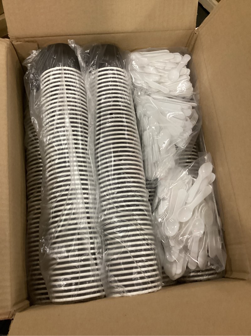Condition photo showing New/Like New for honeydak 300 pack 5 oz kraft paper disposable ice cream cups with spoons bulk small ice cream sundae bowl treat dessert snack frozen yogurt soup container wedding birthday party supplies (black?white)