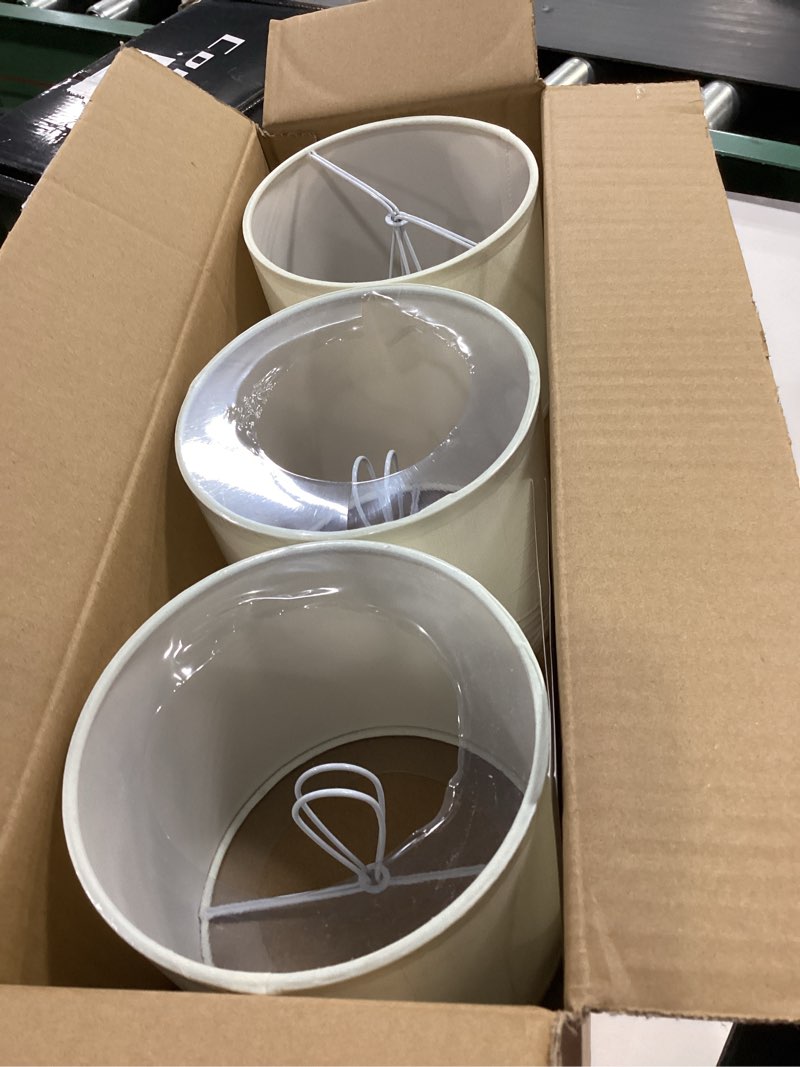 Condition photo showing New/Like New for Wellmet Small Lamp Shades,ONLY for Candle Bulbs,Clip-on Drum Mini Lampshades,Set of 6, 5.5"x 5.5"x5",Cream White