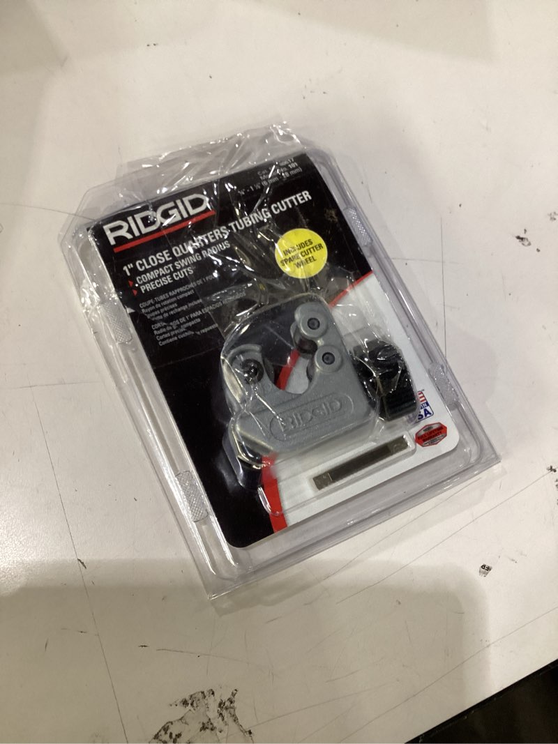 Condition photo showing New/Like New for Ridgid - CC247 RIDGID 40617 Model 101 Close Quarters Tubing Cutter, 1/4-inch to 1-1/8-inch Tube Cutter Silver Small Cutter